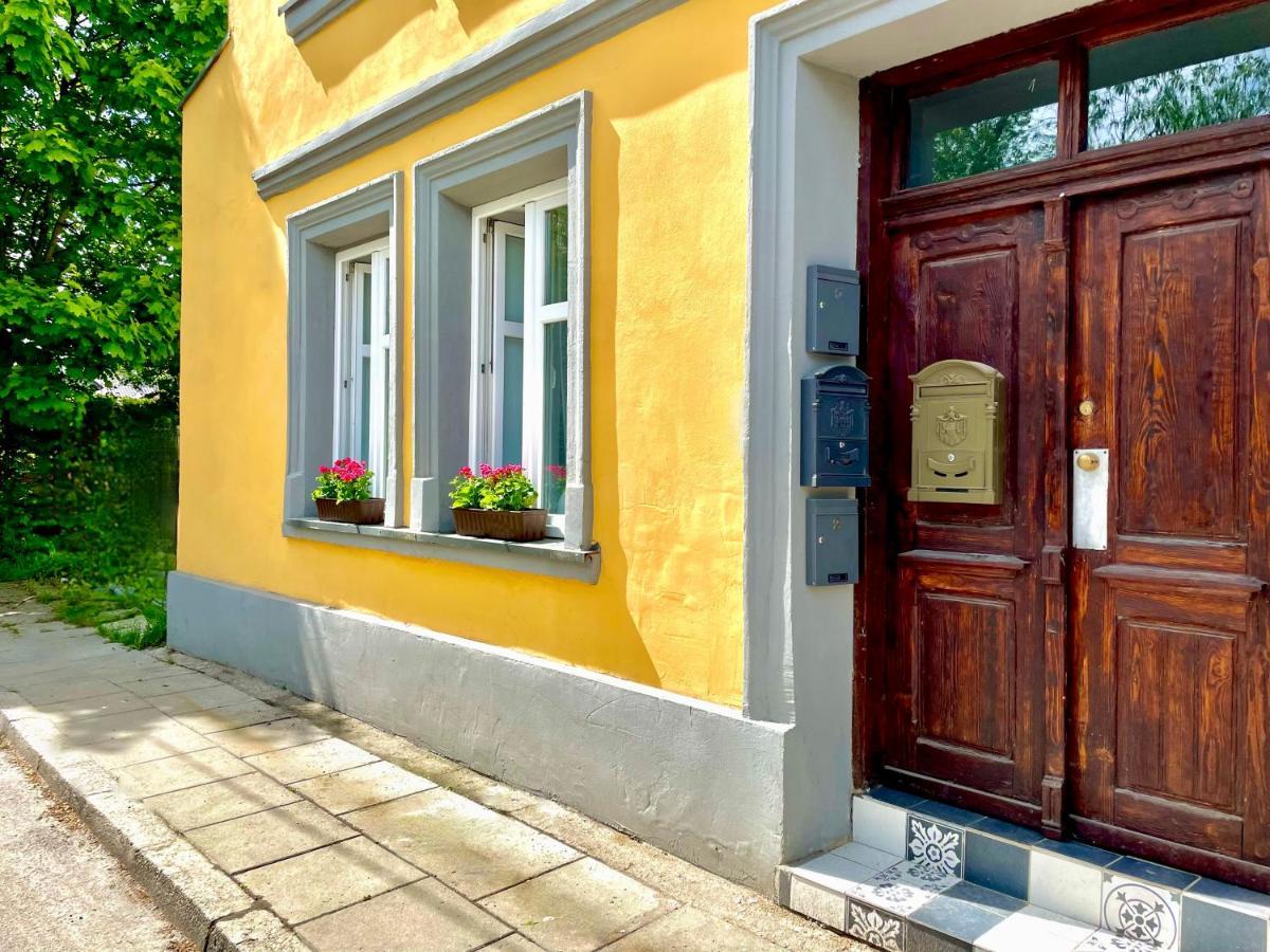 Riversidesuite. Krasków Exterior foto